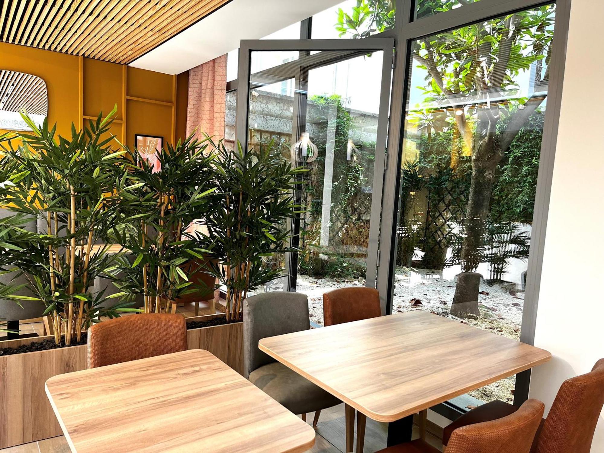 Hotellerie L'Enclos Rey París Exterior foto